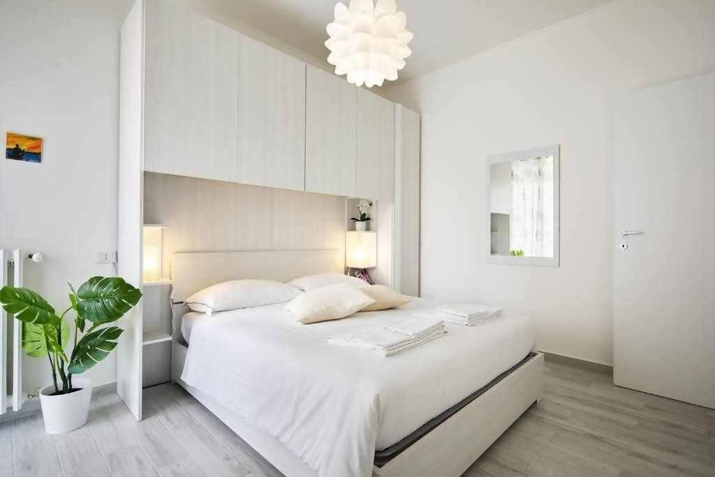Sunny San Siro Stadio Apartment Milánó Kültér fotó
