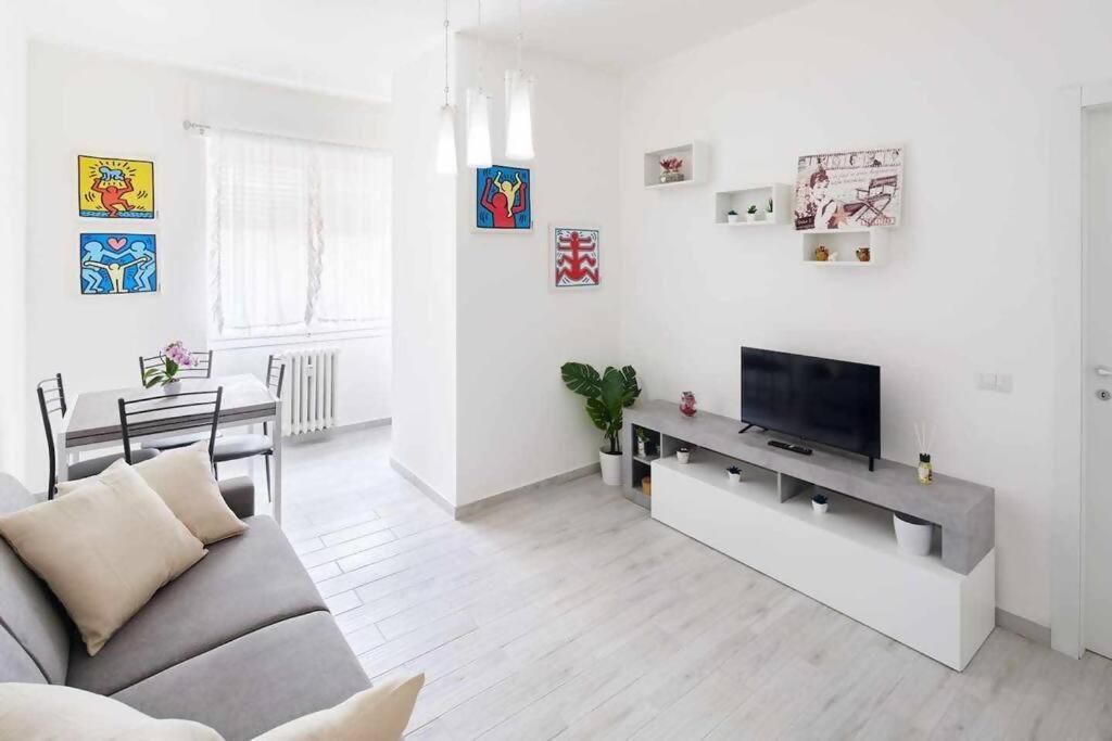 Sunny San Siro Stadio Apartment Milánó Kültér fotó
